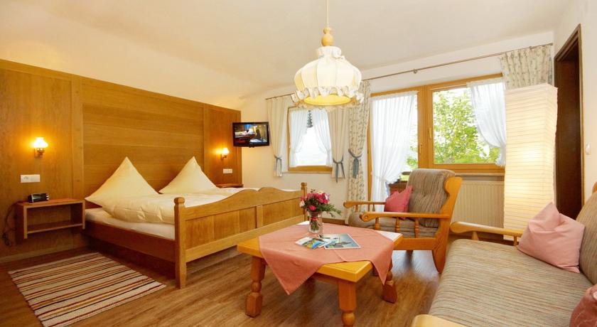 Gaestehaus Schuler Рицлерн Стая снимка